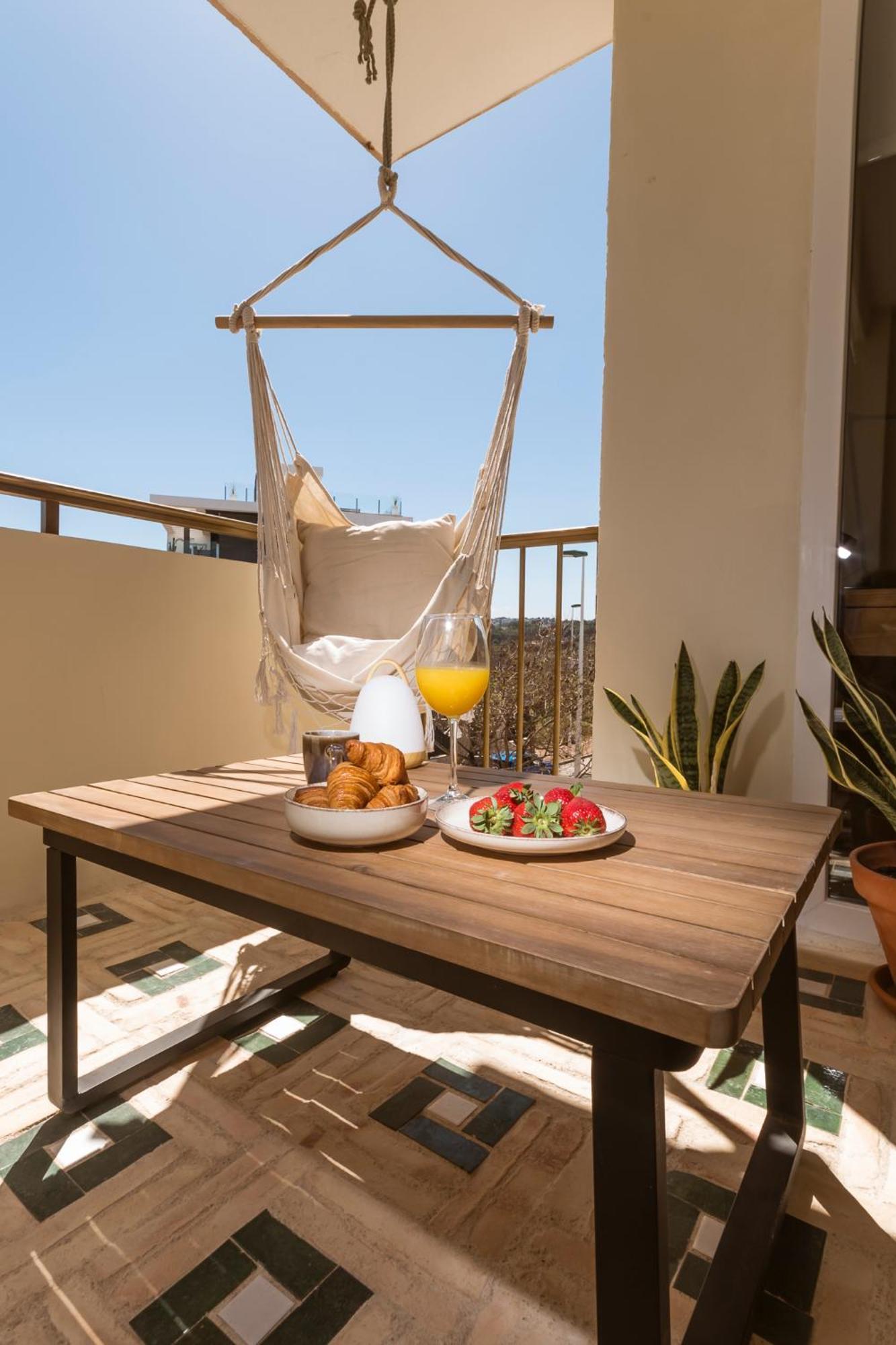 K-Sense By Nuka Homes Platja de Larenal Eksteriør bilde